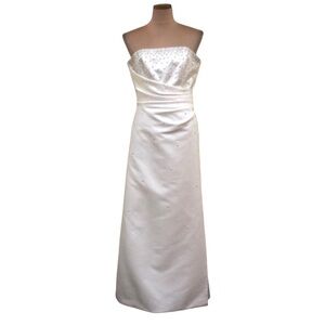 Joli Bridal Wedding Dress Gown Size 2 Ivory Rhinestone Beaded